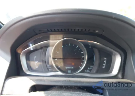 2016 Volvo Xc60 T6 from USA, damaged, VIN YV4902RK2G2839103